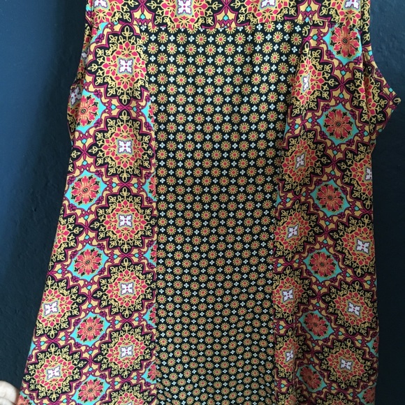 •70s style fun printed dress• - Picture 2 of 5